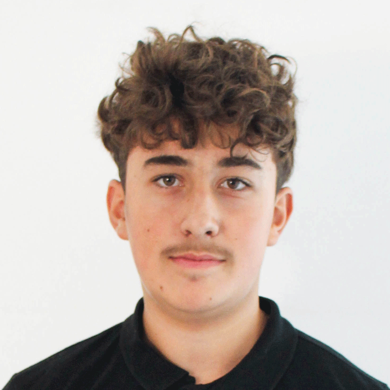 Edon, Auszubildender