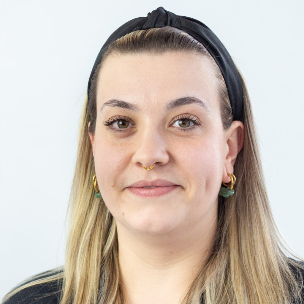 Lisa Norheimer, Serviceberaterin